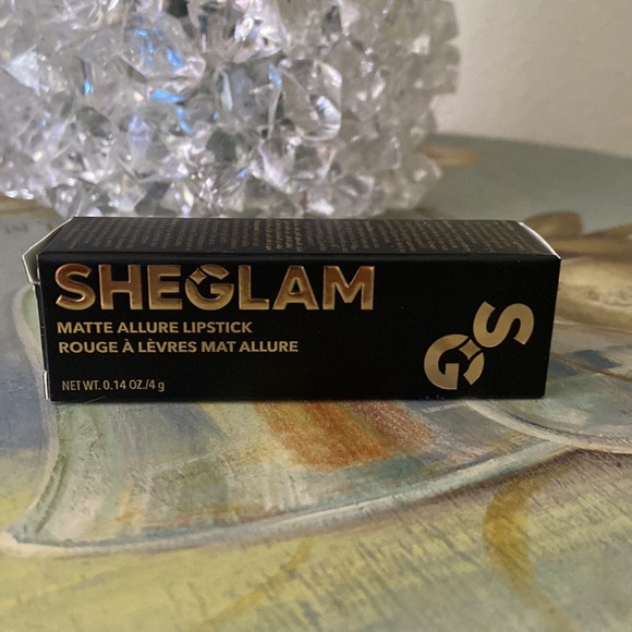 SHEGLAM MATTE ALLURE LIPSTICK 💄 - Picture 8 of 9